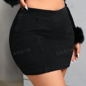 SHEIN BRAND NEW DENIM SKIRT